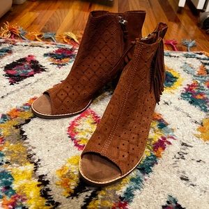TOMS Fringe Majorca Bootie - 10 - Excellent Condition